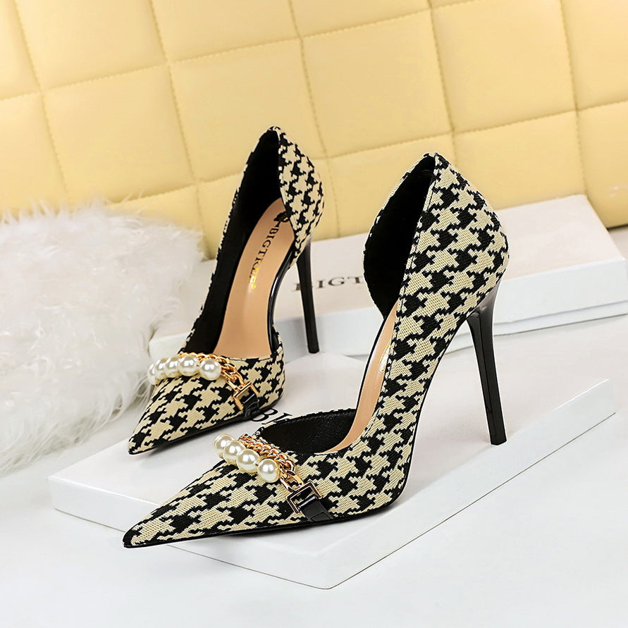 High Heel Low Cut Pointed Toe Side Hollowed Out Fabric Plaid pumps
