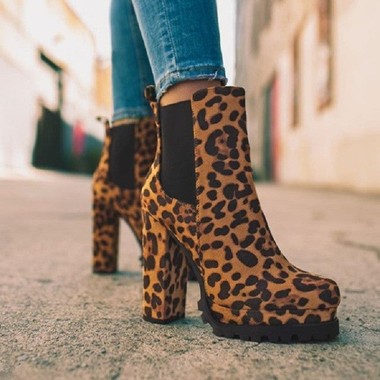 Round Head Chunky Heel Short Knight Suede Boots